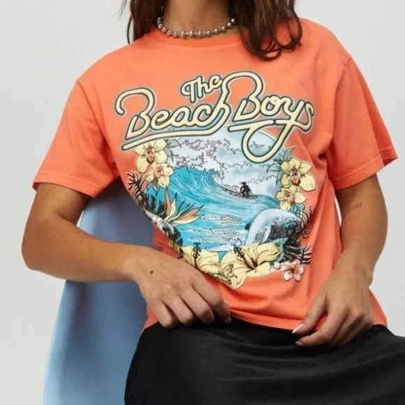 Daydreamer Beach Boy Tee - Picture 6 of 7